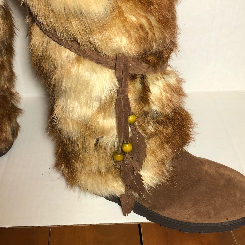 MukLuks boots Brown Faux Fur with Knit Cuff - Picture 6 of 10